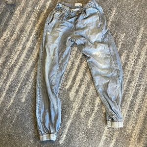 EUC rag & bone Miramar joggers size XS.